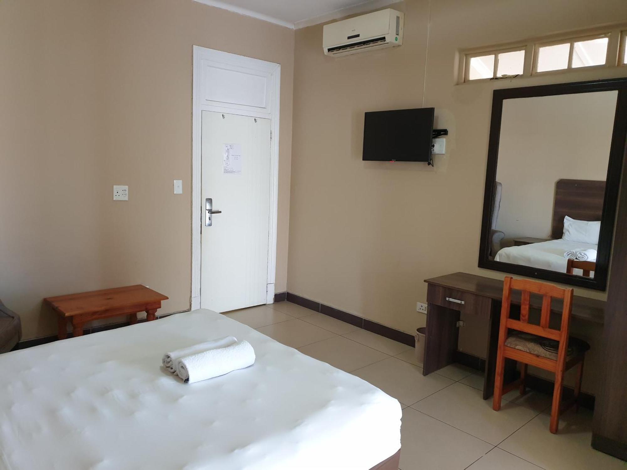 Cube Hotel Durban Esterno foto